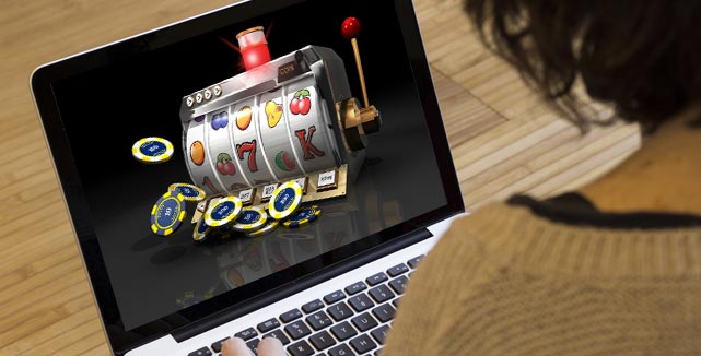 Immerse Yourself in the World of Online Slot Machines